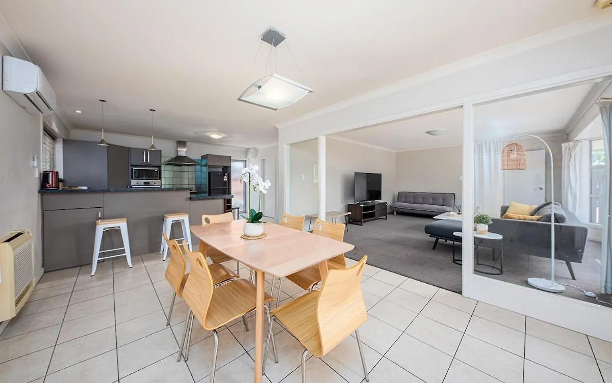 Spacious And Tranquil 4 Bed House Near Uc Christchurch 0*,