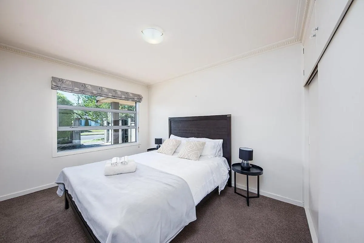 Spacious And Tranquil 4 Bed House Near Uc Christchurch New Zealand